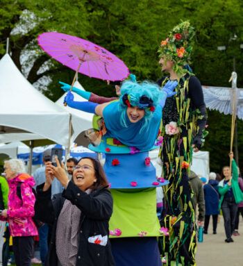 Stilt-Walkers